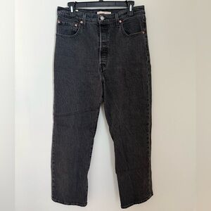 Levi’s Ribcage Straight Ankle Black Jeans